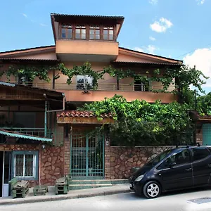 bujtina-babacari.albaniahotels.org/